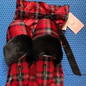 **NEW** Victoria’s Secret slippers M